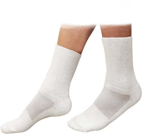 female model wearing txg cushioned diabetic socks